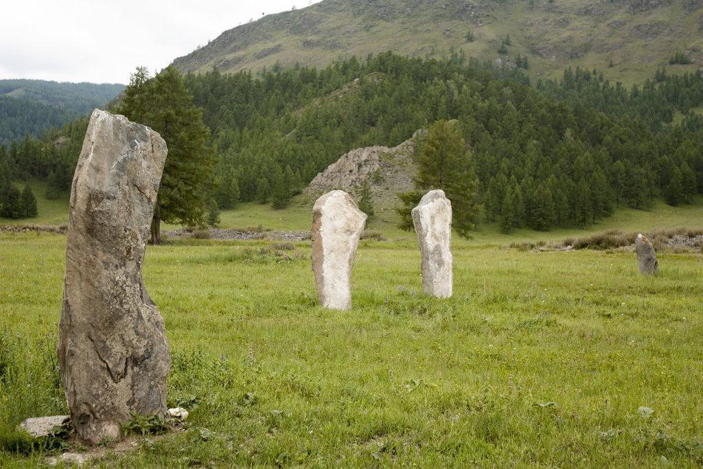 Долина легенд: тайны Каракольской долины